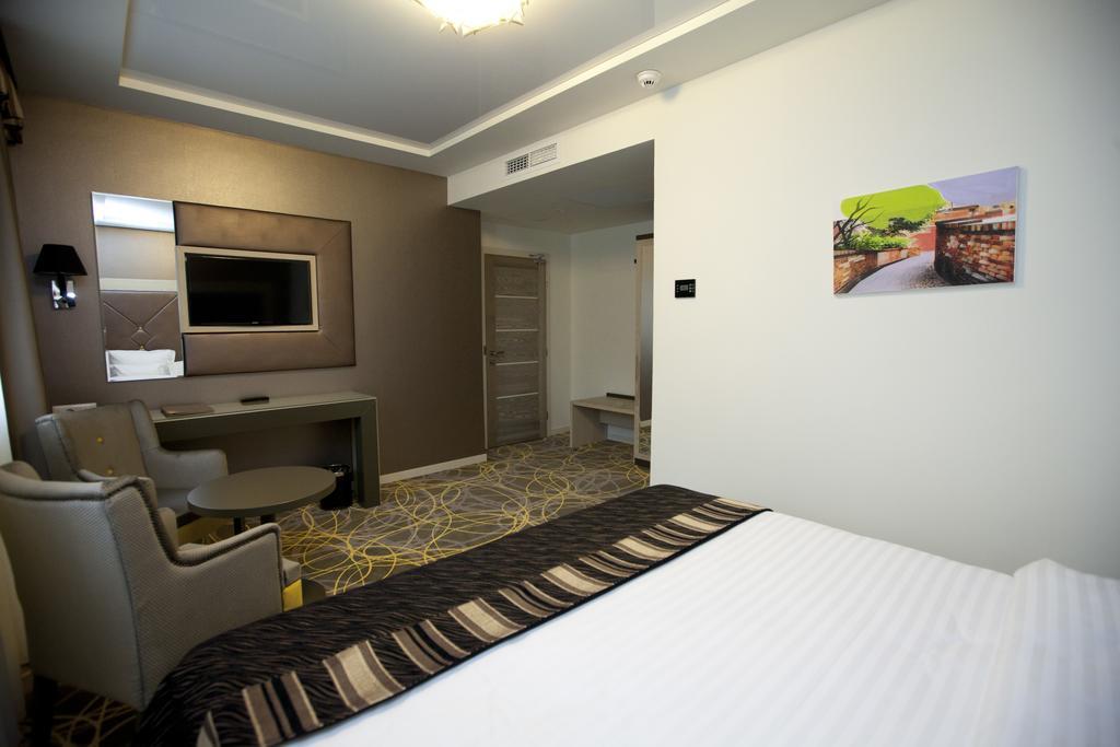 Hotel Exclusive & 4*
