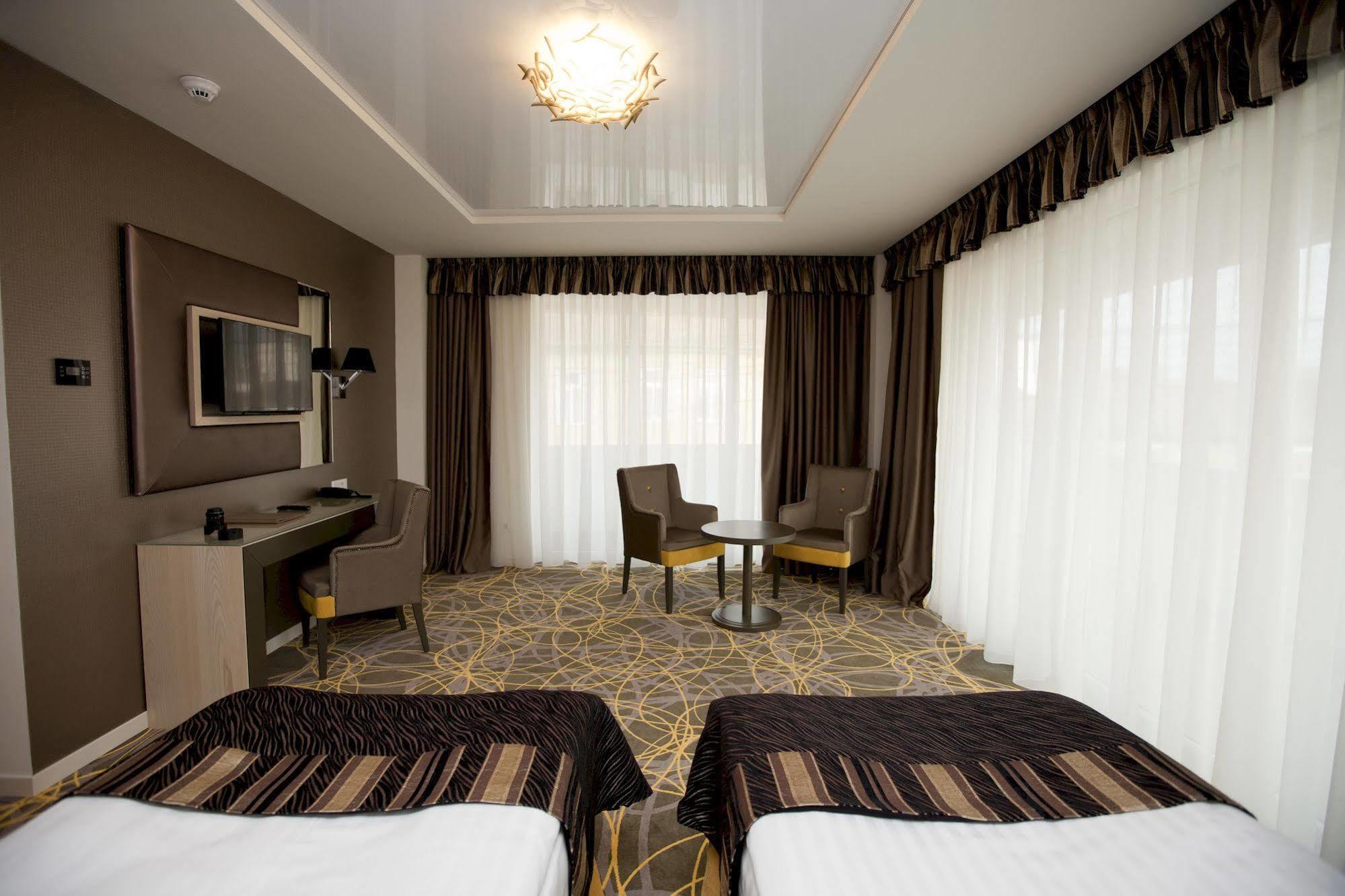 Hotel Exclusive &